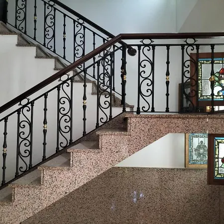 Oasis En Ponte San Lazaro * A Coruña