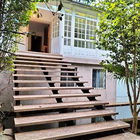 Oasis En Ponte San Lazaro * A Coruña