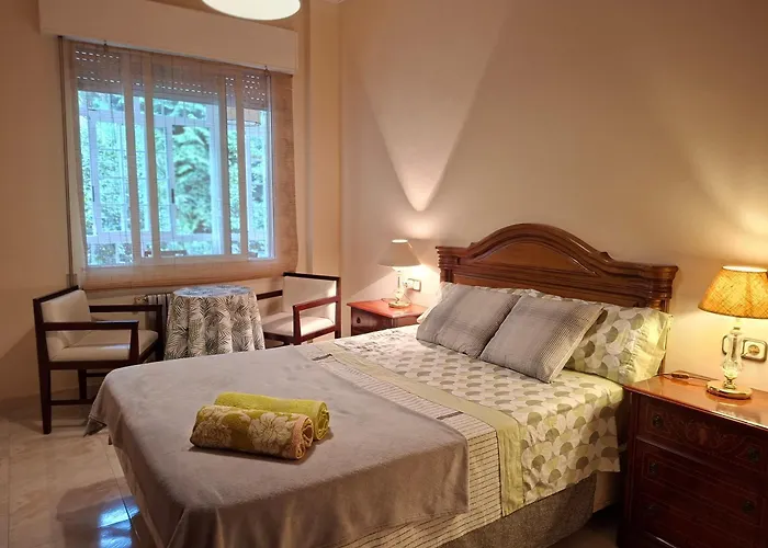 Oasis En Ponte San Lazaro Pansiyon A Coruña